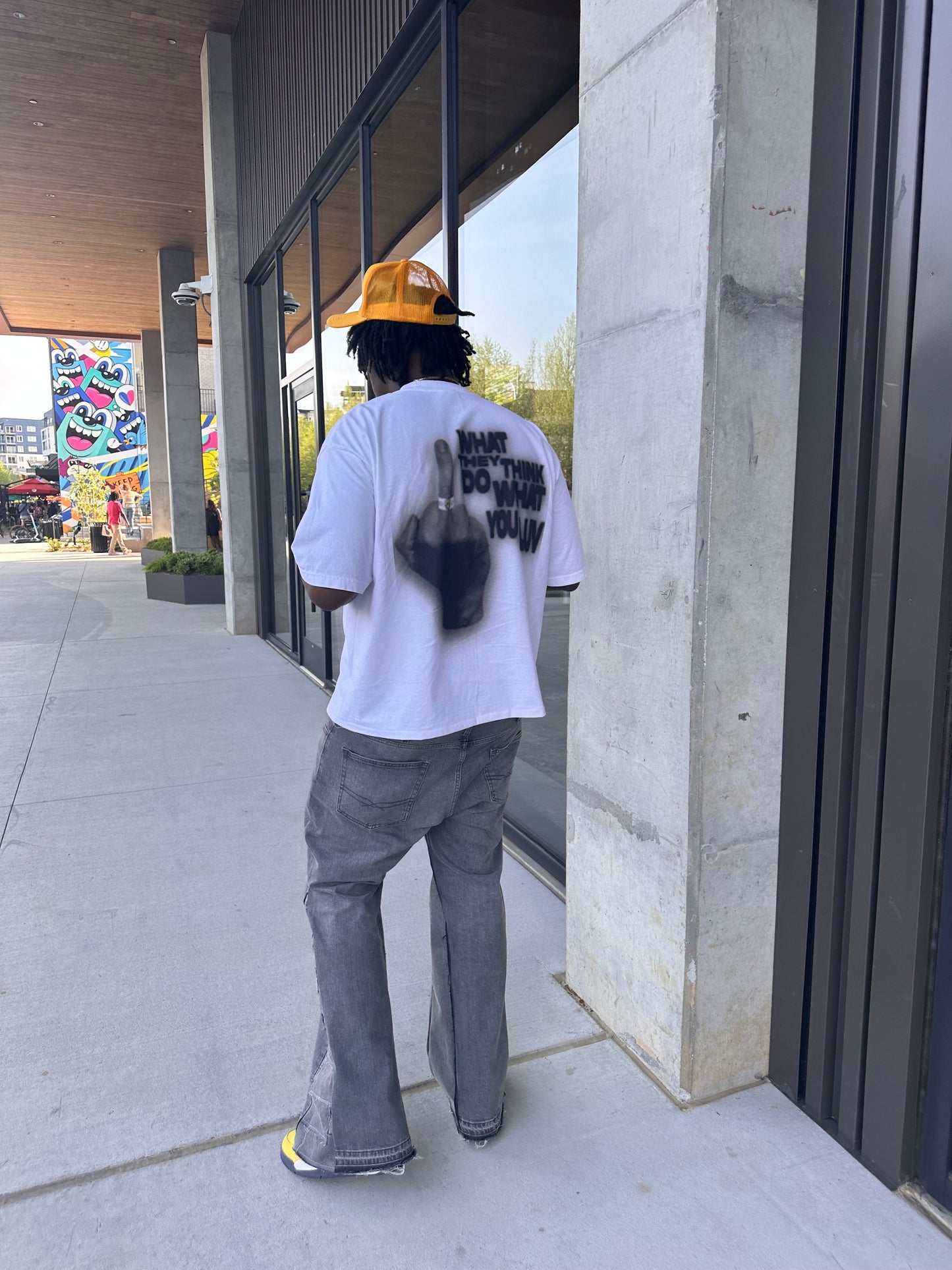 “FWTT”  WHITE