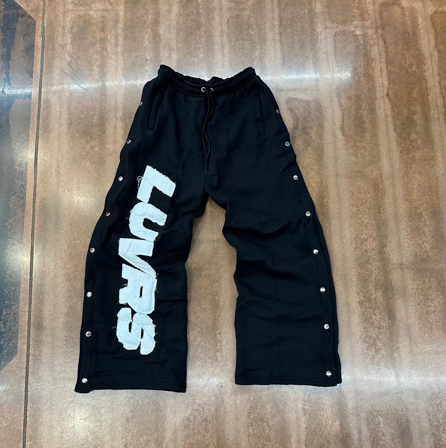 BLACK “LUVRS” BREAKAWAYS
