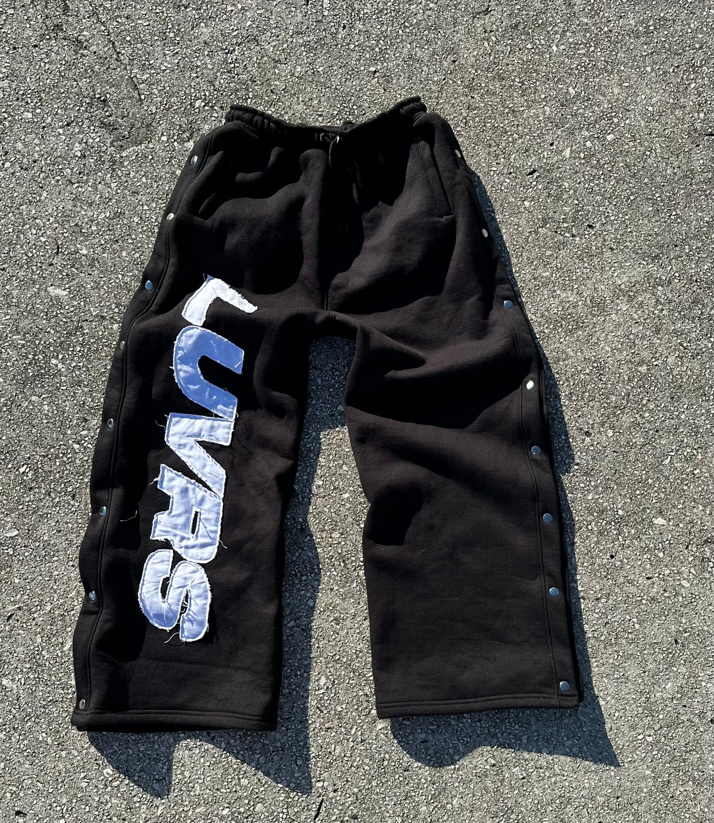 BLACK “LUVRS” BREAKAWAYS